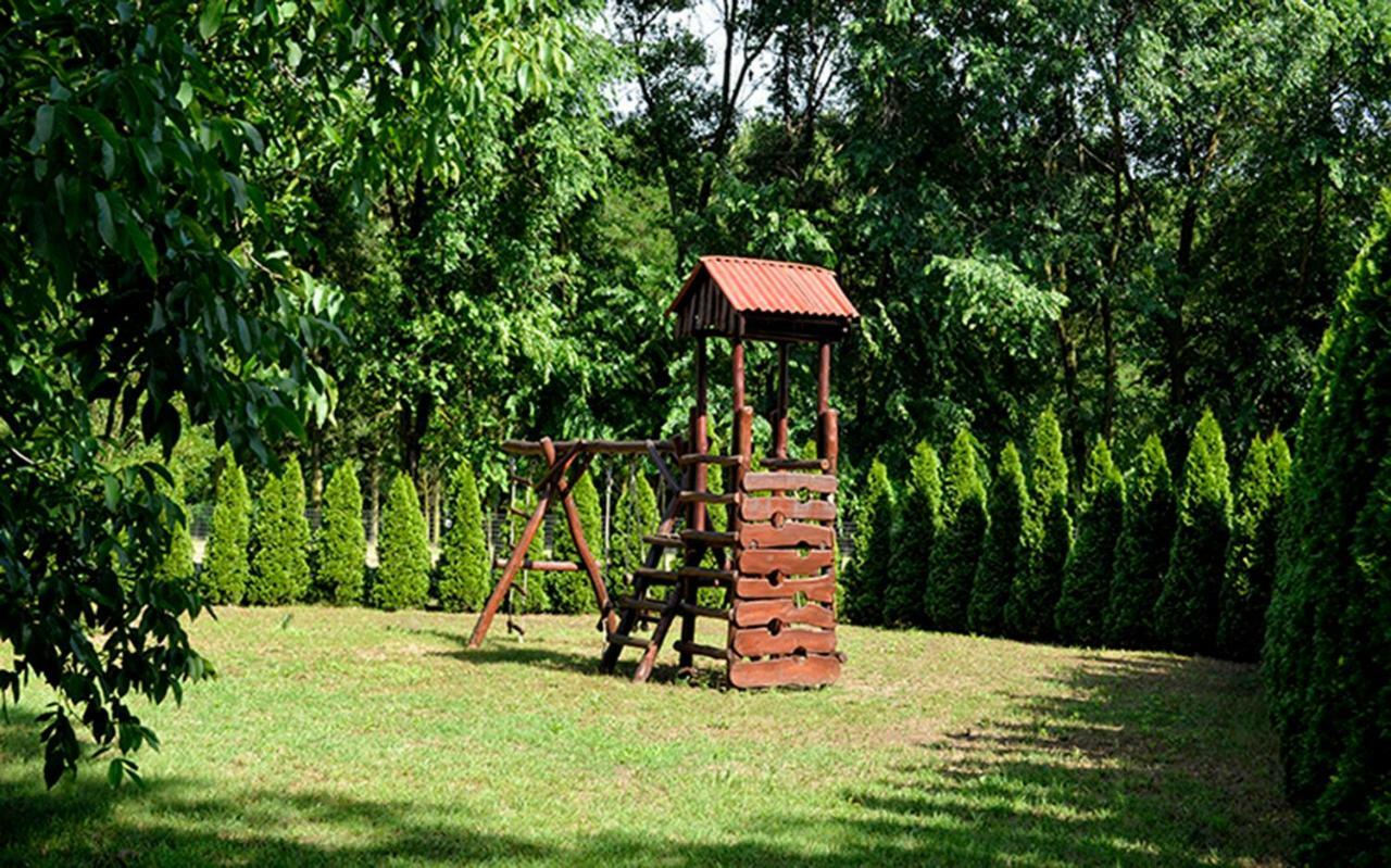 Szeruskert Vendeghaz Pusztaszer别墅 外观 照片